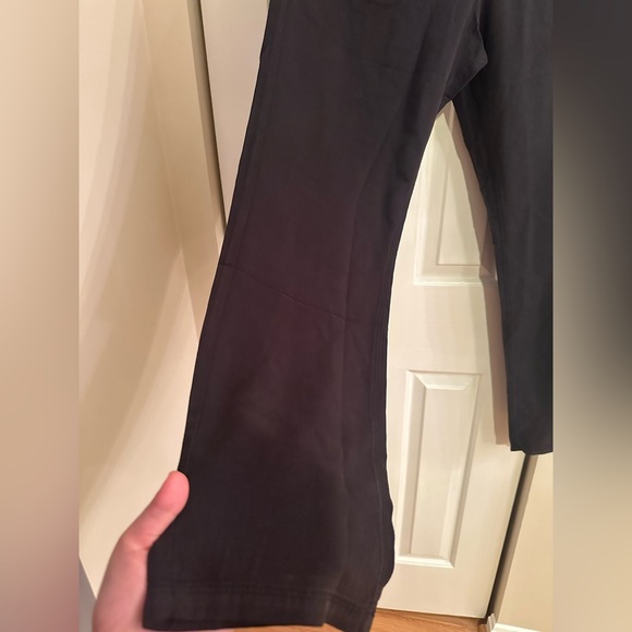 NWT Splendid Nolan straight leg pants. Size XS can also fit S. - Picture 11 of 14